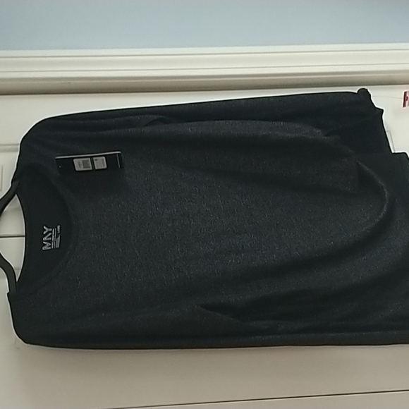 Marc New York Black and Silver Sparkly Top LG - Picture 2 of 10